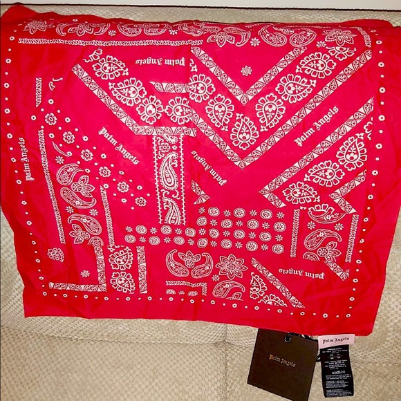 Palm Angles scarf 🧣 - Picture 1 of 2